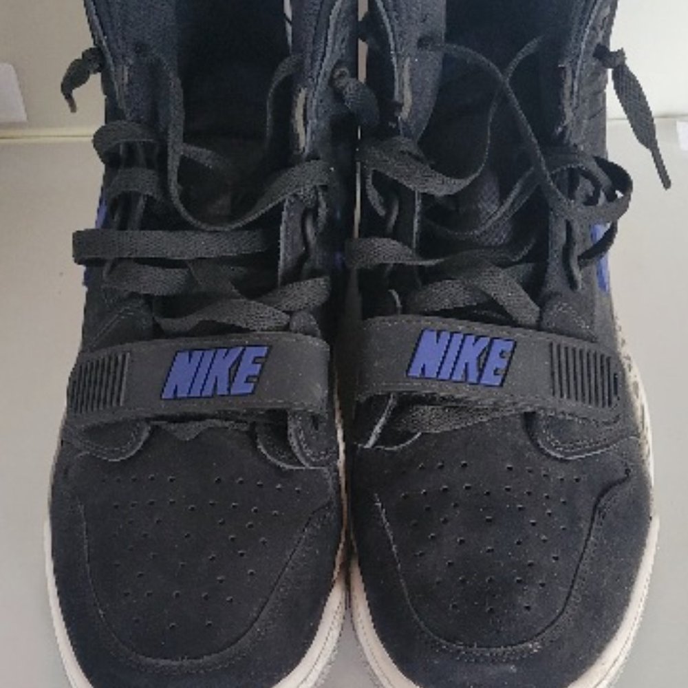 NEW Nike Air Jordan Legacy 312 Knicks Basketball Shoes AV3922-048 Size 10.5 Back